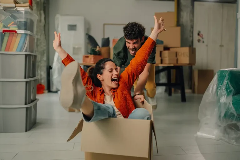 House Removals Leicester: Packing and Storage Made Easy